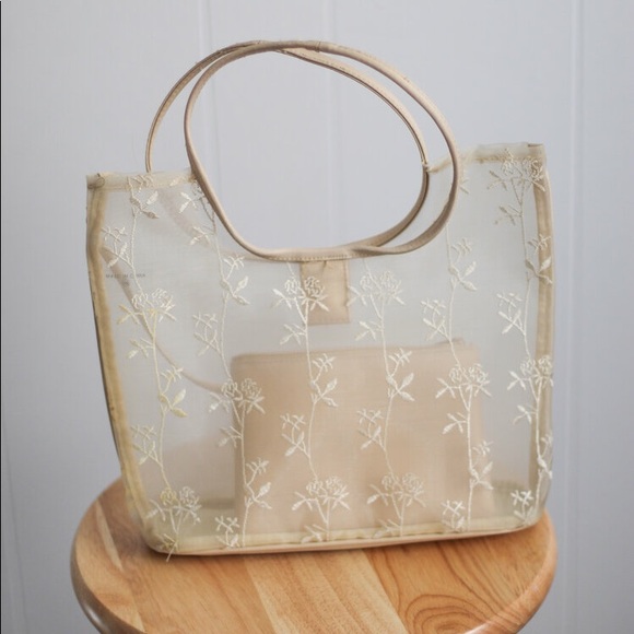 Lacey Floral Purse - Picture 3 of 4